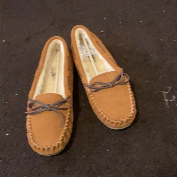 Dream Pairs Women’s Slippers - Picture 1 of 4